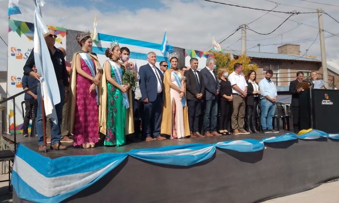 Todo el color de la Fiesta Nacional de la Alfalfa en San Basilio