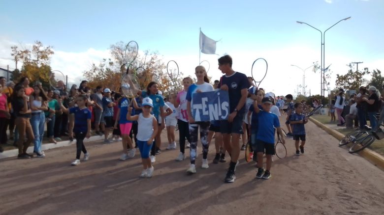 Todo el color de la Fiesta Nacional de la Alfalfa en San Basilio