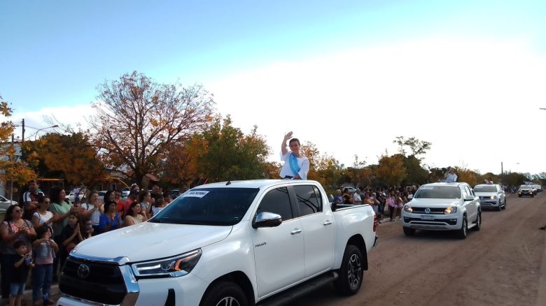 Todo el color de la Fiesta Nacional de la Alfalfa en San Basilio