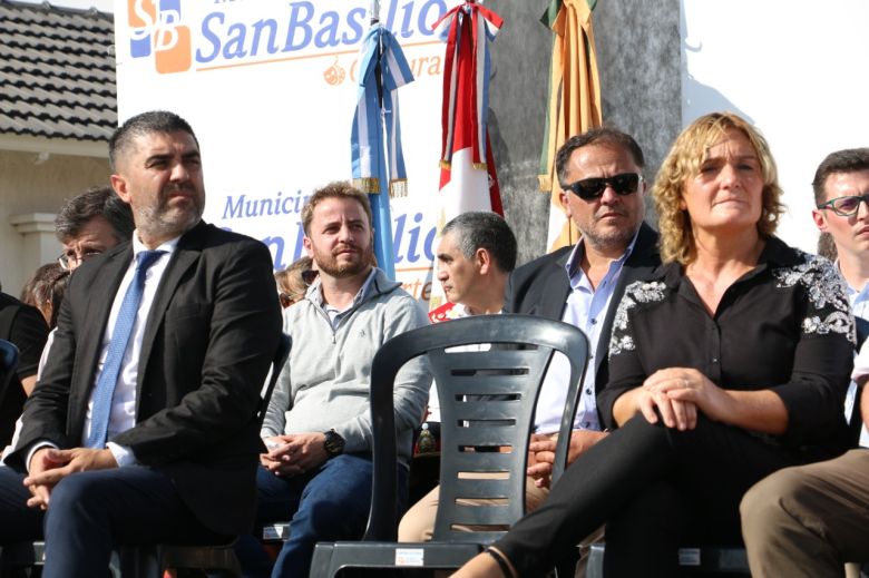 Todo el color de la Fiesta Nacional de la Alfalfa en San Basilio