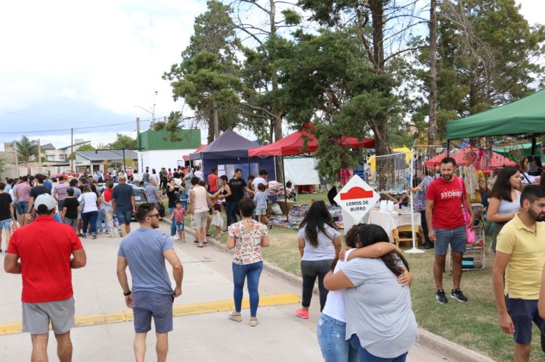 Todo el color de la Fiesta Nacional de la Alfalfa en San Basilio