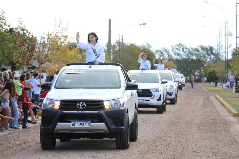 Todo el color de la Fiesta Nacional de la Alfalfa en San Basilio