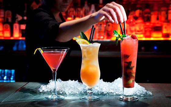 Día del bartender: ¿Qué características debe tener quien realiza esta tarea?