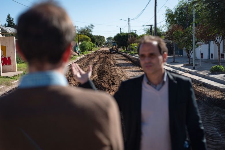 Avanzan las obras para pavimentar un total de 20 cuadras en Alberdi