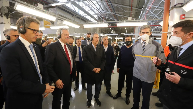 Alberto Fernández destacó la recuperación de la industria automotriz que genera empleo