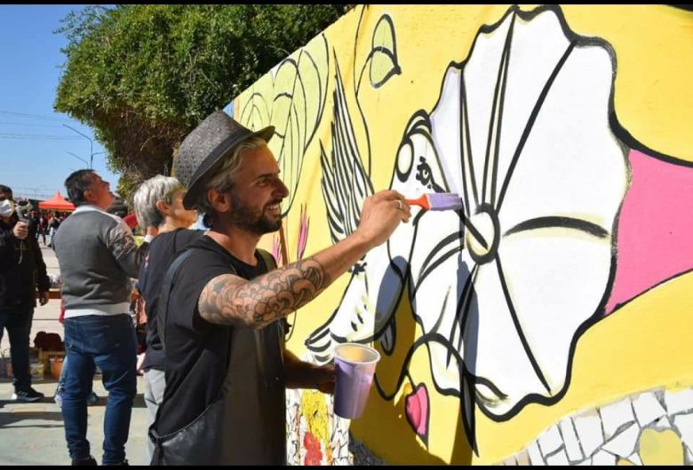 “El mural representa a los seres queridos que nos visitan todos los años”