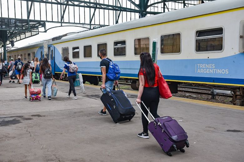 Desde el viernes se podrán adquirir los pasajes para viajar en julio en el tren Cordobés 