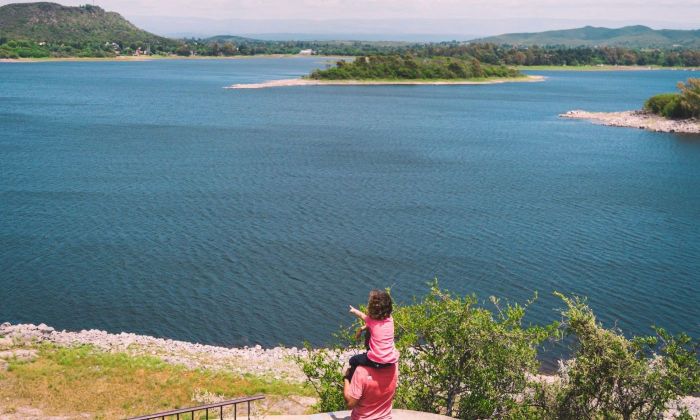 Embalse y el resto del valle de Calamuchita continúan capitalizando el éxito de los fines de semanas largos