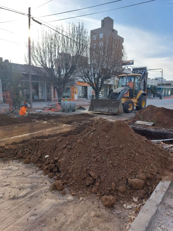 Marcos Juárez avanza en la obra de remodelación del área central 