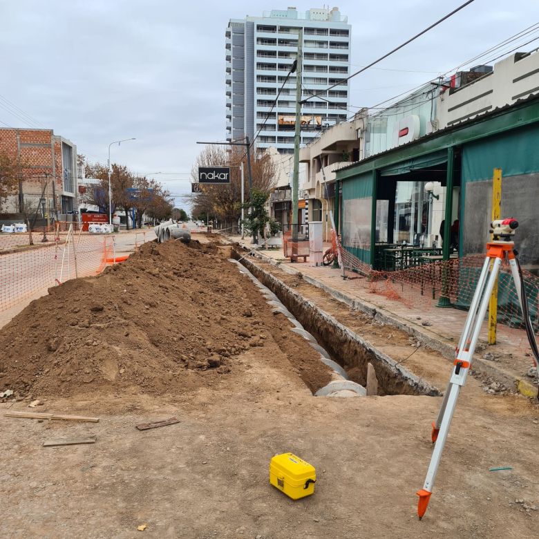 Marcos Juárez avanza en la obra de remodelación del área central 