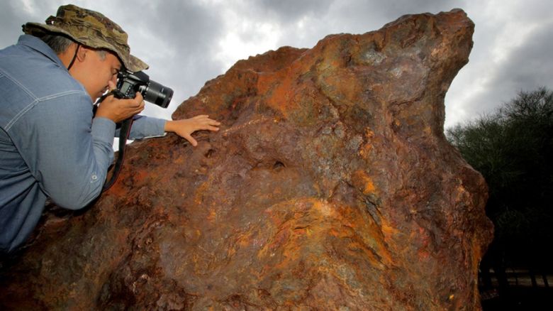 Impulsan un proyecto para detener el tráfico ilícito de meteoritos en Argentina