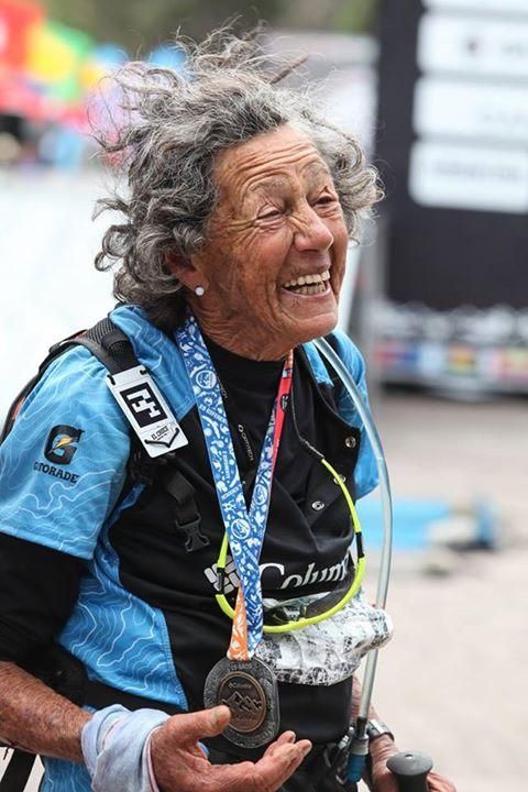 La abuela runner de 87 años, orgullo familiar, a quien la disciplina le da vida