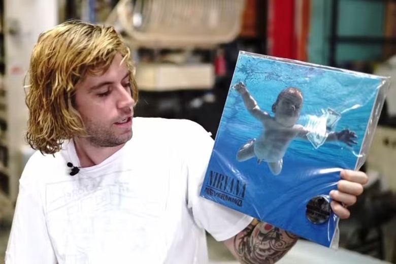 El juez desestimó otra vez la demanda del “bebé” de la tapa del disco “Nevermind” de Nirvana