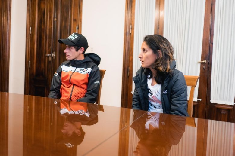 Llamosas recibió a los atletas que participarán del campeonato mundial de Trail Run