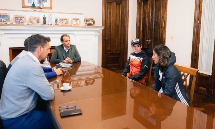 El intendente recibió a los atletas que participarán del campeonato mundial de Trail Run