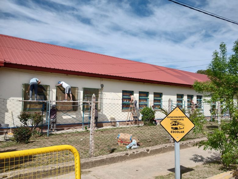 Se realiza un campamento solidario de un colegio de General Deheza en Achiras