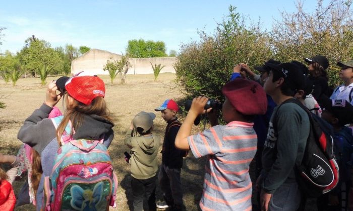 Colegios entusiasman a niños y familias con el ave representativa de Córdoba