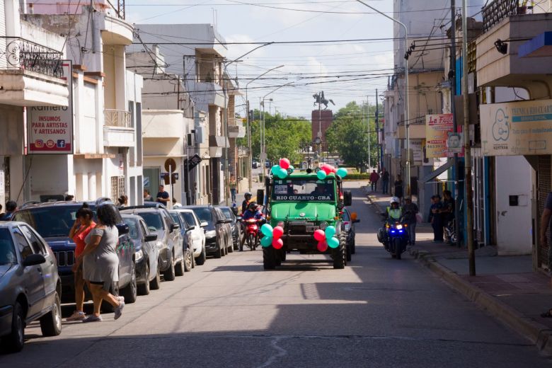 La Caravana Mágica de Papá Noel pasó por LV16