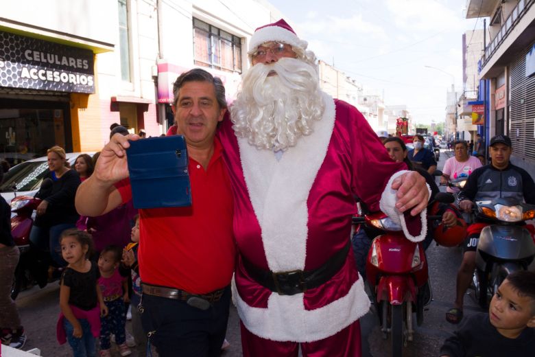 La Caravana Mágica de Papá Noel pasó por LV16