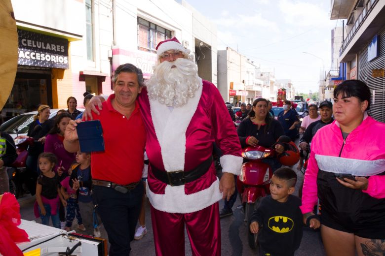 La Caravana Mágica de Papá Noel pasó por LV16