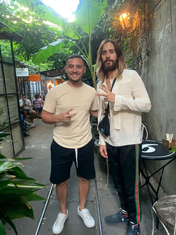 Jared Leto en Buenos Aires: furor en las redes sociales tras la sorpresiva visita del actor