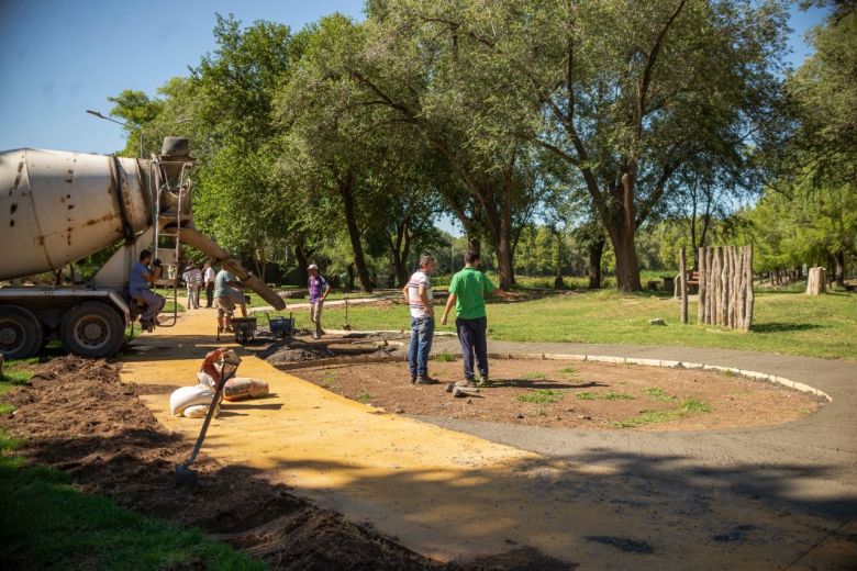 Avanzan las obras de embellecimiento del Lago Villa Dálcar