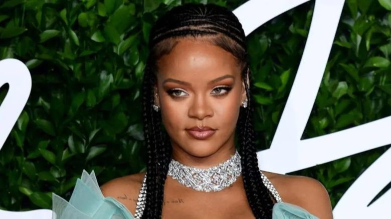 Rihanna compartió el backstage de la grabación de “Lift Me Up”, su hit para el cine