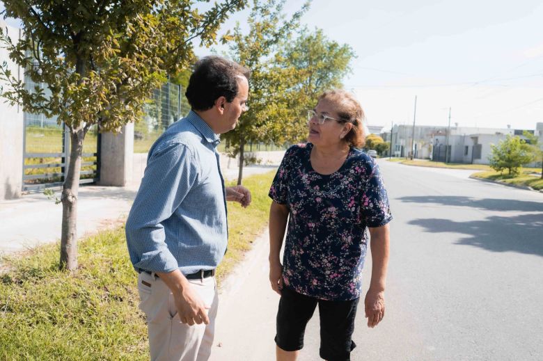 Parque Sur: Llamosas recorrió las obras en el predio del Viejo Hospital