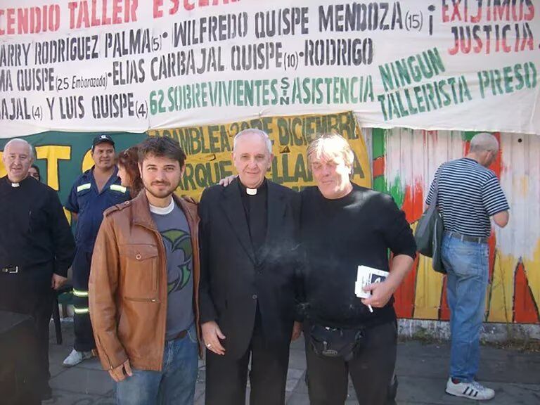 Cómo se inició la relación del Papa Francisco con los movimientos populares