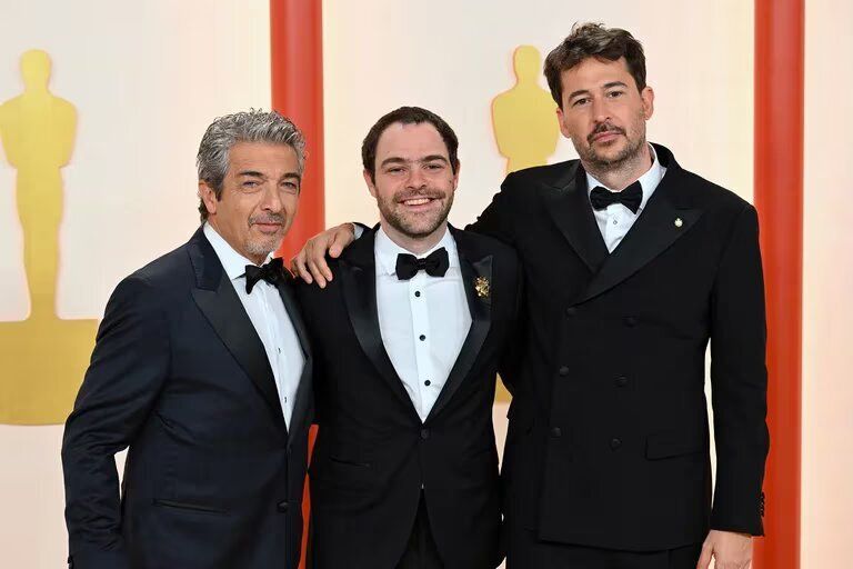 Ricardo Darín, Peter Lanzani y Santiago Mitre pasaron por la alfombra roja de los Oscars