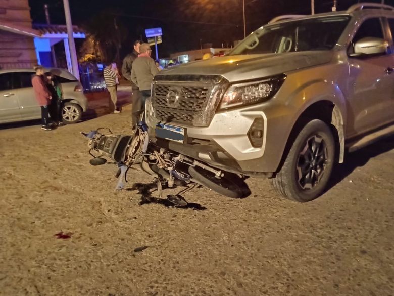 Fuerte choque con heridos derivados al Hospital San Antonio de Padua