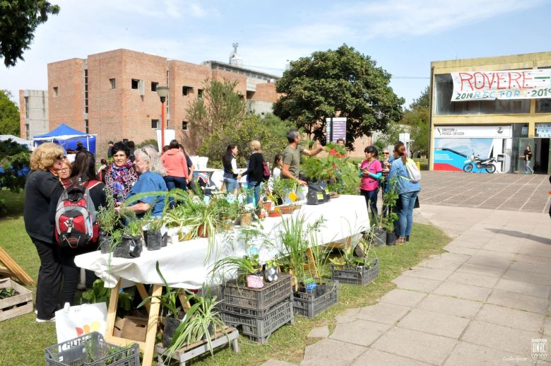 Fericambio: varios productores agroecológicos ofrecerán sus productos en la UNRC