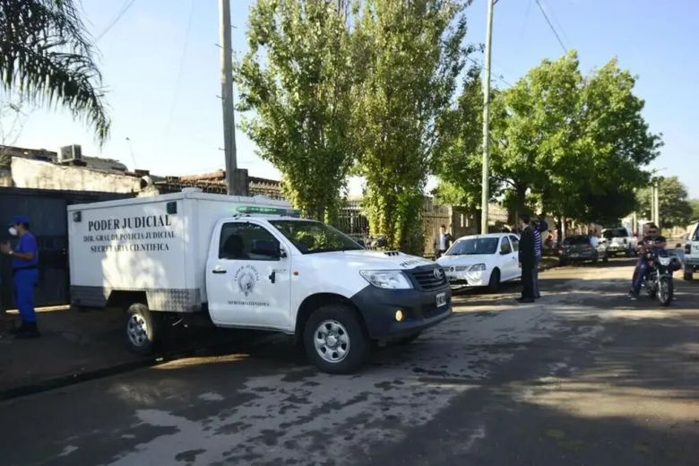 Córdoba: una pareja confesó haber matado y enterrado a una mujer en su patio