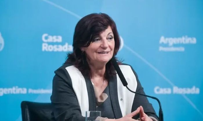 La ministra de Trabajo habló de un “ataque especulativo” por la suba del dólar