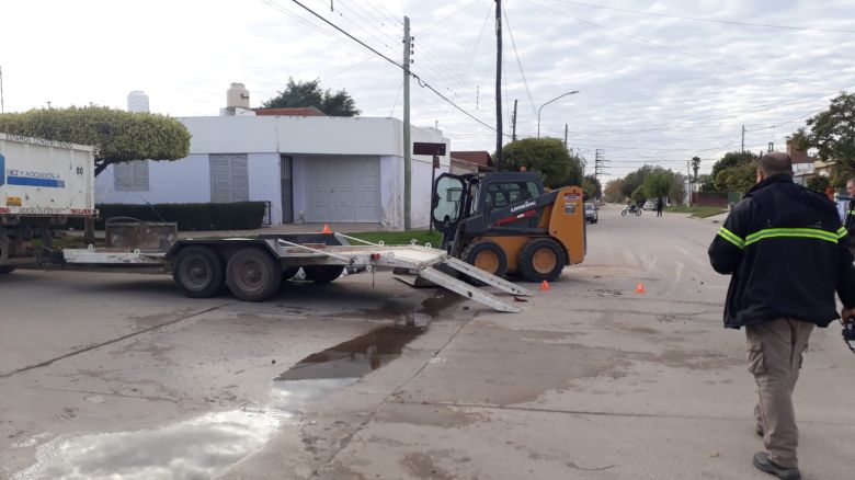 Un motociclista murió al chocar con un camión