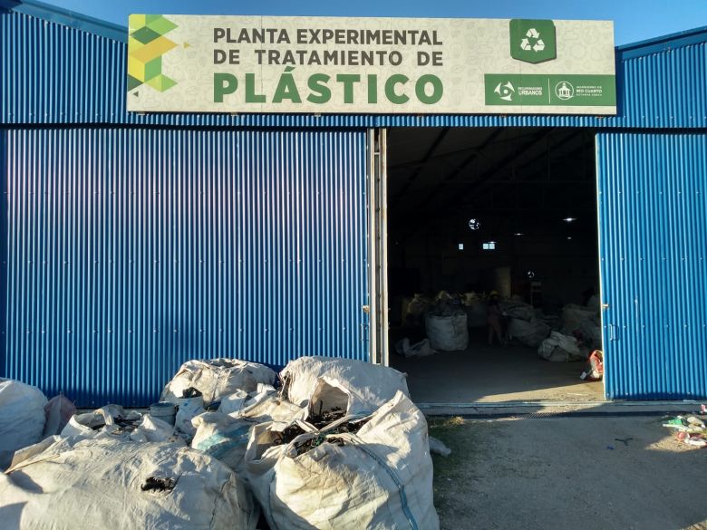 La Planta de Tratamiento Experimental de Plástico tiene alta demanda de trabajo