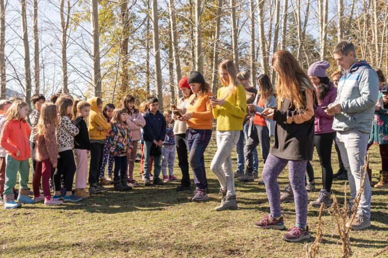 Padres e hijos de Neuquén pasaron juntos un fin de semana sin sus celulares: los resultados