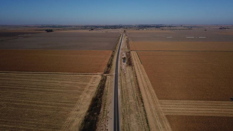 Ruta 10: habilitaron la pavimentación de un tramo entre General Levalle-Adelia María