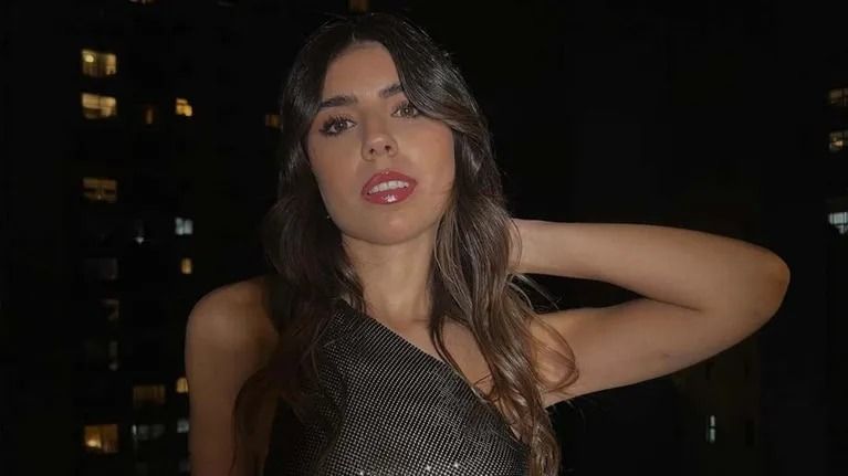 “En tu cara, Mac Allister”: Camila Mayan encendió las redes con las fotos de su salida nocturna entre amigas 