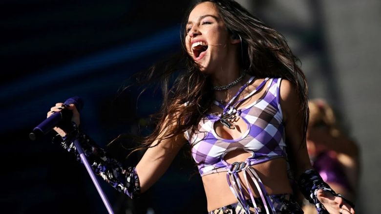 Olivia Rodrigo, mordida por un vampiro en su nueva canción: “Estoy muy emocionada” 