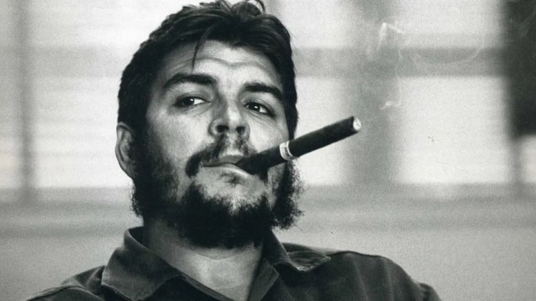 A 95 años del nacimiento del Che Guevara: el día que le pidió una entrada a Di Stéfano para verlo jugar