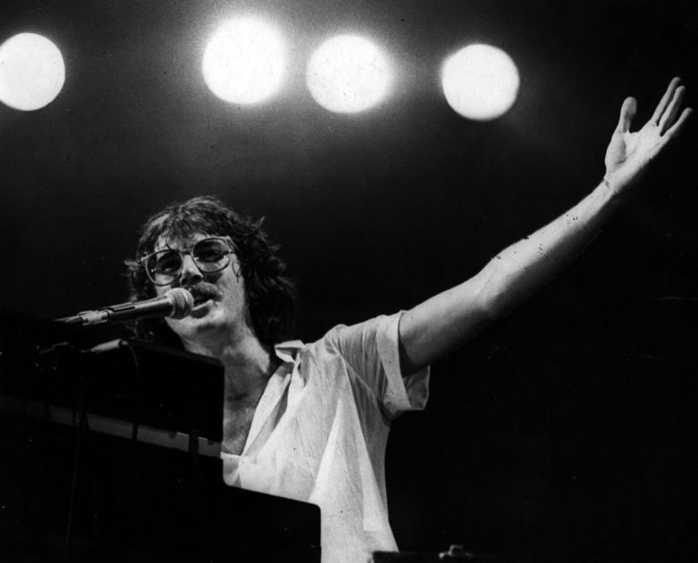 Charly García: El primer rockero argentino en tocar en un estadio de fútbol