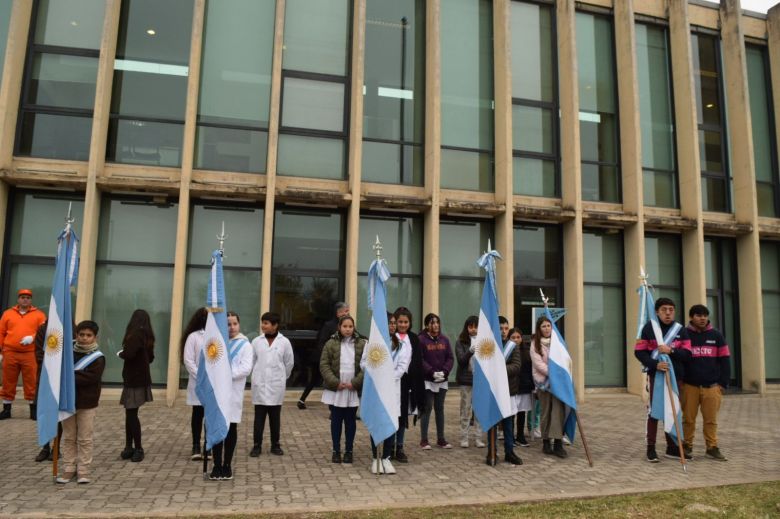 Se desarrollaron en Río Cuarto los actos centrales del día de la bandera 