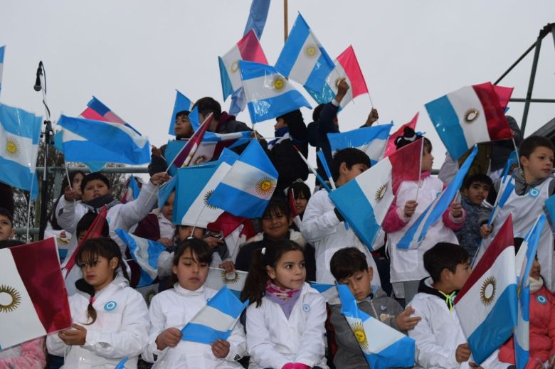 Se desarrollaron en Río Cuarto los actos centrales del día de la bandera 