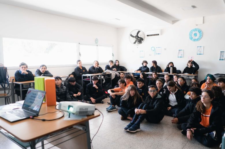 Bajo el lema “nos cuidamos en familia” inician actividades de prevención de adicciones