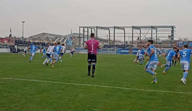 En la Isla Maciel, Estudiantes volvió a ganar