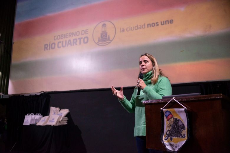 Ante un importante público, presentaron el documental sobre las hinchadas de Río Cuarto