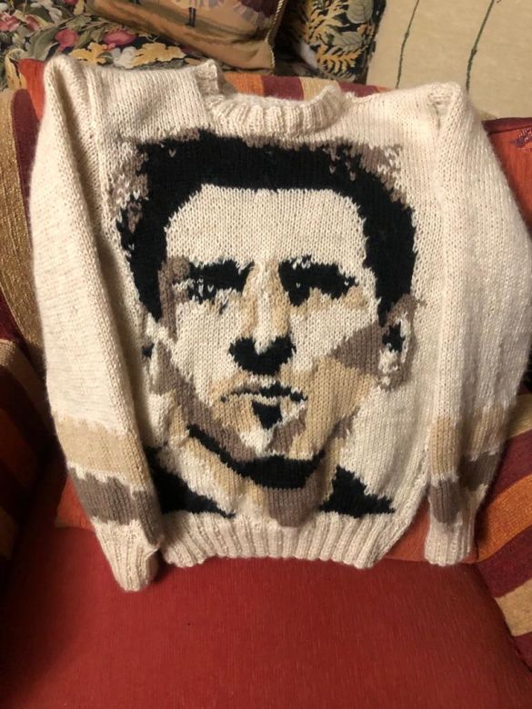 El pullover con el rostro de Messi que confeccionó una riocuartense