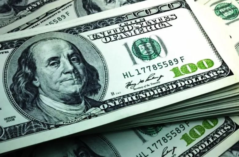 El dólar blue alcanzó un nuevo récord: cerró a $ 528 y subió $ 6 en la semana