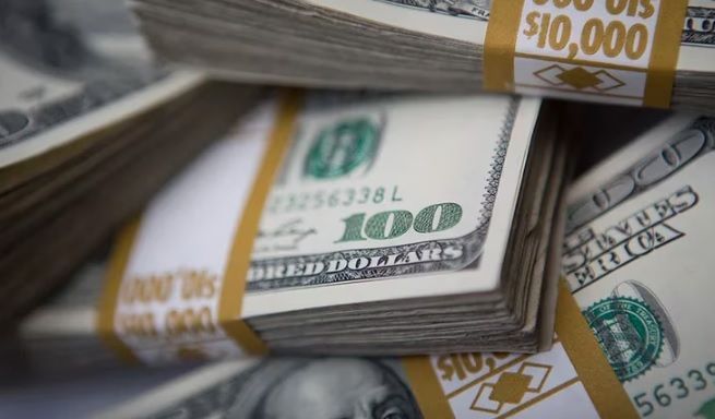 Cuáles son los 6 motivos que llevaron al dólar libre a tocar un nuevo récord esta semana